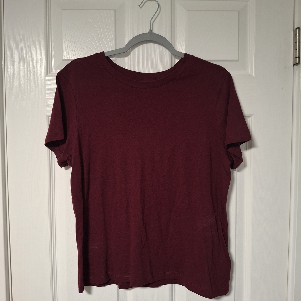 a new day Women's Maroon Short Sleeve Tee
